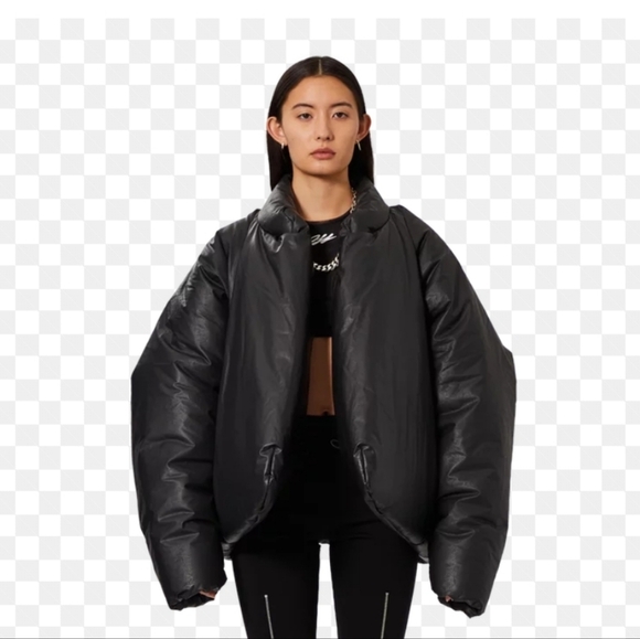 Yeezy Gap engineered by Balenciaga black puffer oversized jacket size XS - Picture 4 of 10